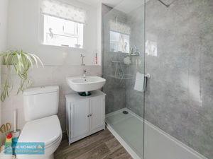 Shower Room- click for photo gallery
